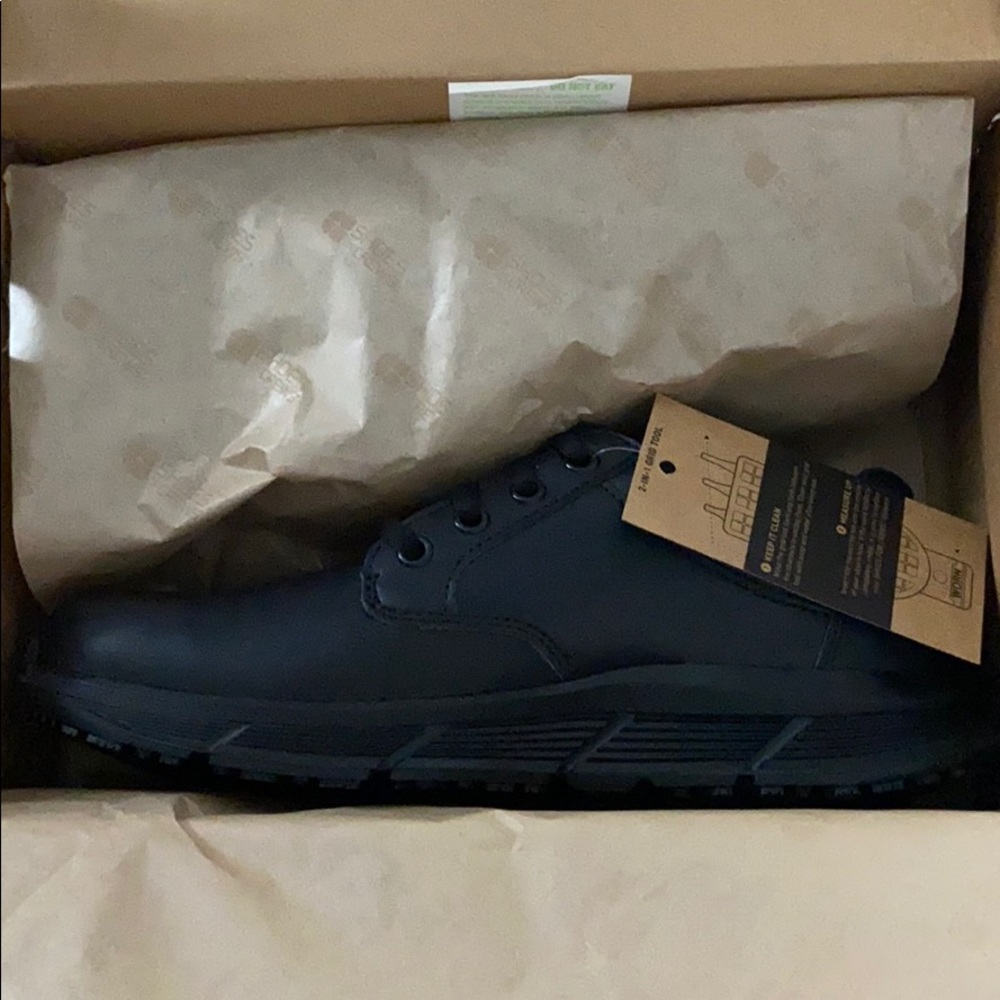 Shoes for crews. Size 8.